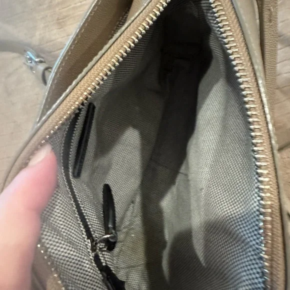 Rebecca Minkoff Elegant Taupe Leather Crossbody Bag - Picture 3 of 3